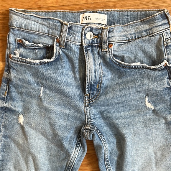ZARA Slim Boyfriend Cut Sz:2 - Picture 3 of 9